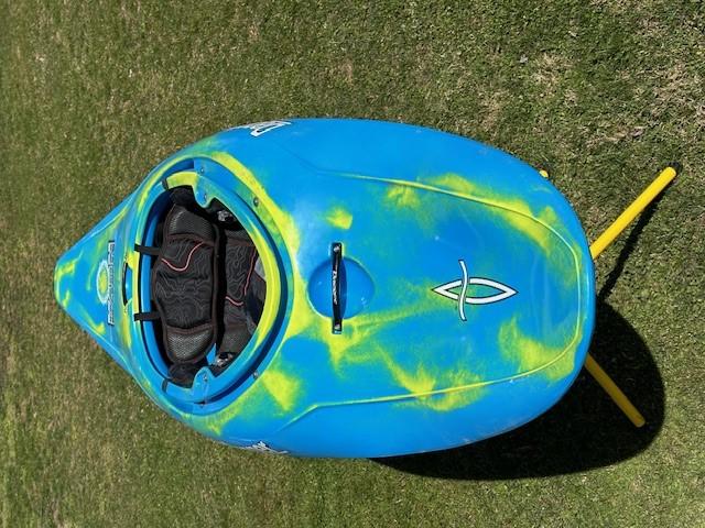Dagger Supernova Whitewater Kayak Vapor Blue Demo - Image 3